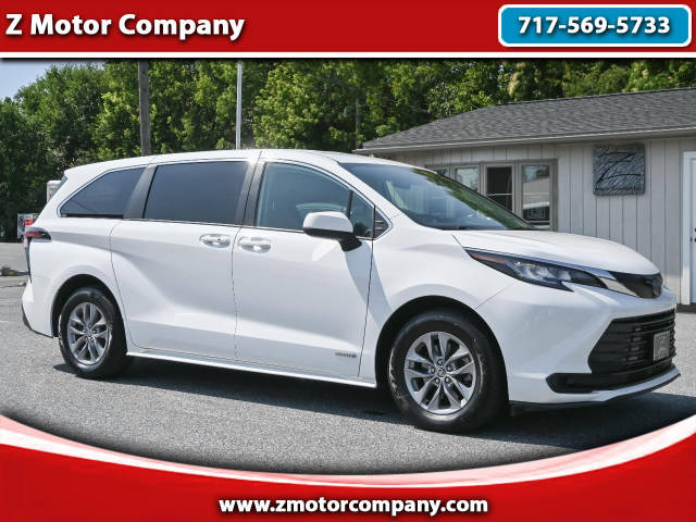 2021 Toyota Sienna LE AWD photo