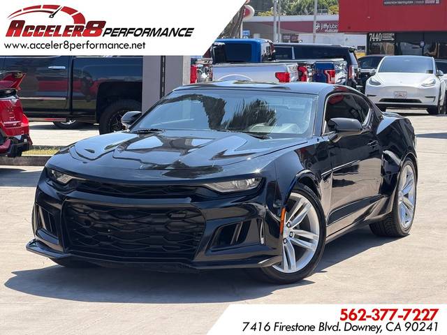 2021 Chevrolet Camaro 1LT RWD photo