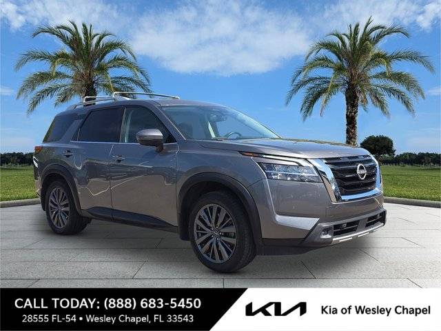2022 Nissan Pathfinder SL FWD photo