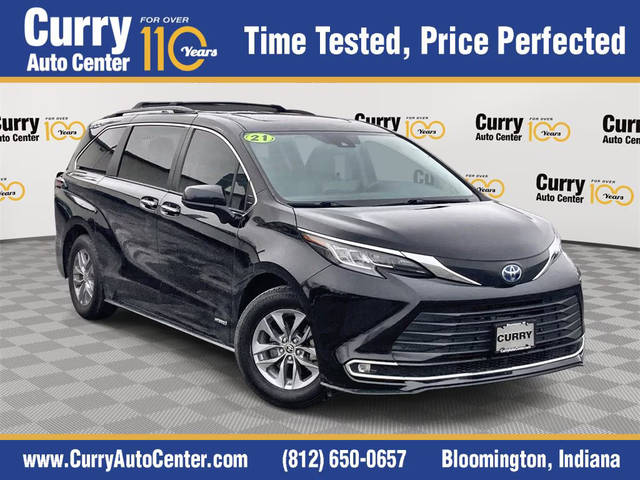 2021 Toyota Sienna XLE FWD photo