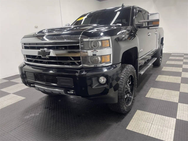 2018 Chevrolet Silverado 2500HD High Country 4WD photo