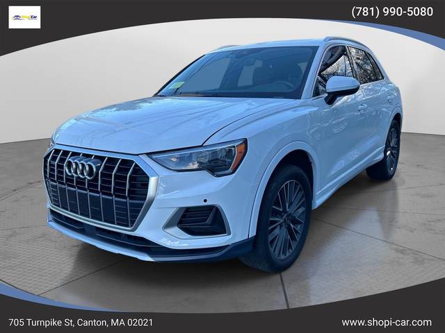 2022 Audi Q3 Premium AWD photo