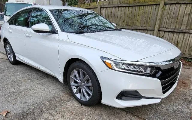 2021 Honda Accord LX FWD photo