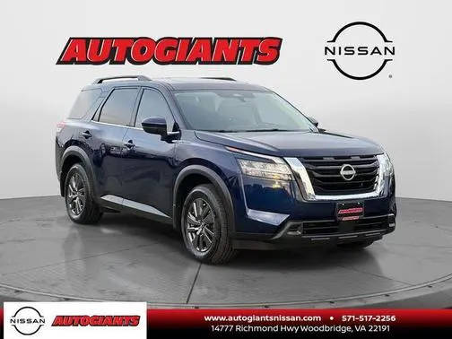 2022 Nissan Pathfinder SV 4WD photo