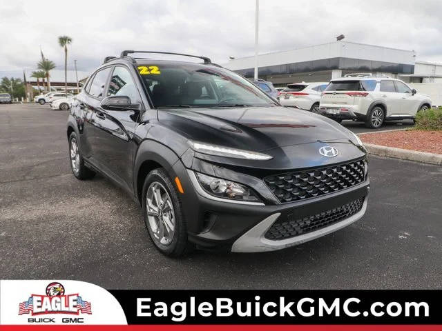2022 Hyundai Kona SEL FWD photo