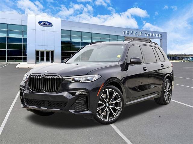 2022 BMW X7 M50i AWD photo