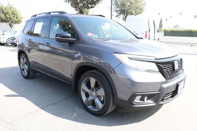 2021 Honda Passport Touring FWD photo