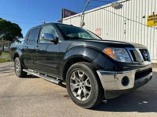 2019 Nissan Frontier SL RWD photo