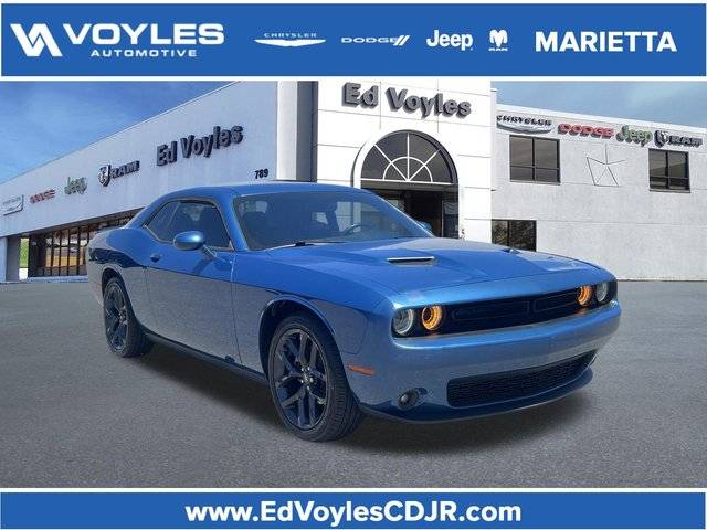 2021 Dodge Challenger SXT RWD photo