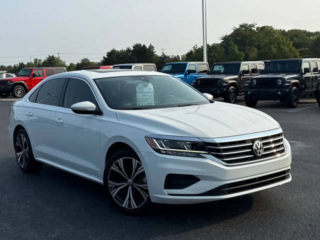2021 Volkswagen Passat 2.0T SE FWD photo