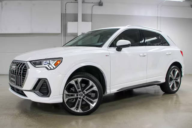 2021 Audi Q3 S line Premium Plus AWD photo