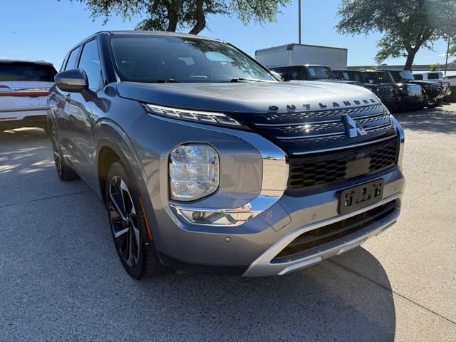2022 Mitsubishi Outlander SE FWD photo