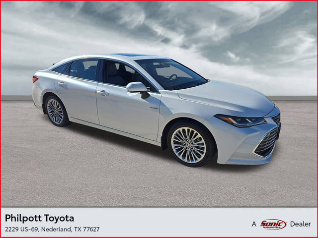 2021 Toyota Avalon Hybrid Limited FWD photo