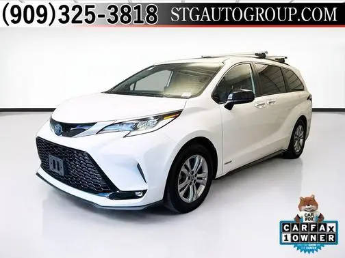 2021 Toyota Sienna XSE AWD photo