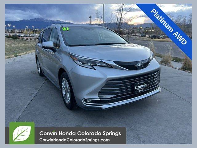 2021 Toyota Sienna Platinum AWD photo