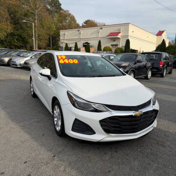 2019 Chevrolet Cruze LT FWD photo