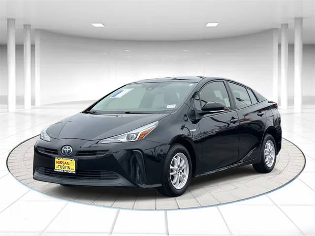 2022 Toyota Prius L Eco FWD photo