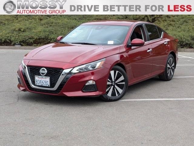 2021 Nissan Altima 2.5 SV FWD photo