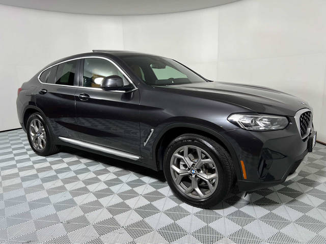 2022 BMW X4 xDrive30i AWD photo