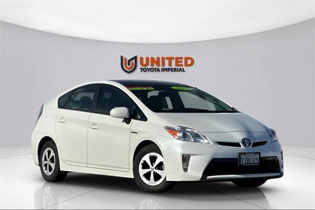 2015 Toyota Prius Four FWD photo