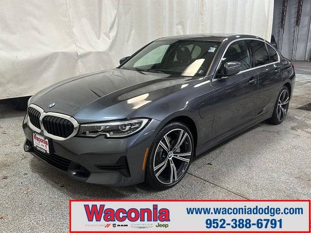 2021 BMW 3 Series 330e xDrive AWD photo