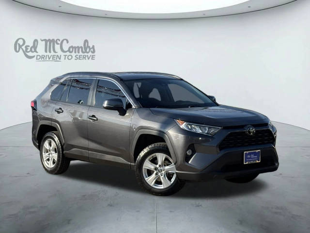 2021 Toyota RAV4 XLE AWD photo