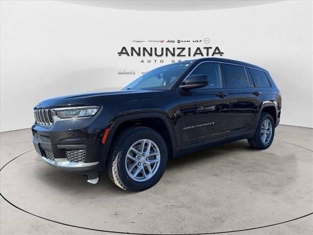 2021 Jeep Grand Cherokee L Laredo 4WD photo