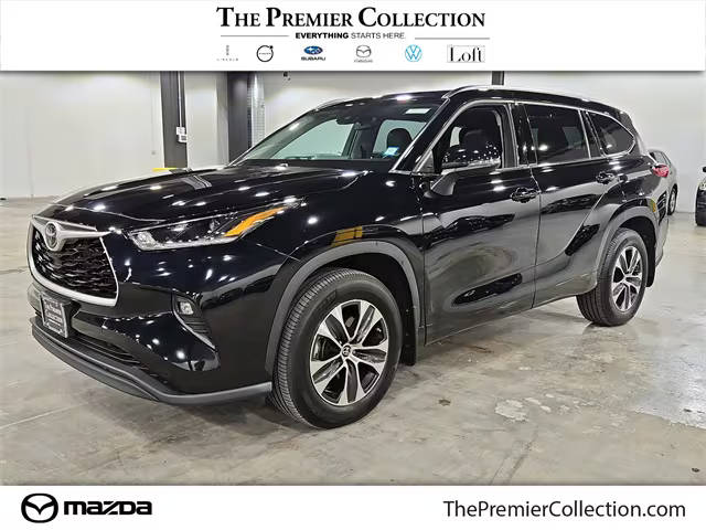 2021 Toyota Highlander XLE AWD photo