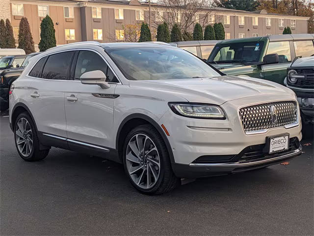 2021 Lincoln Nautilus Reserve AWD photo