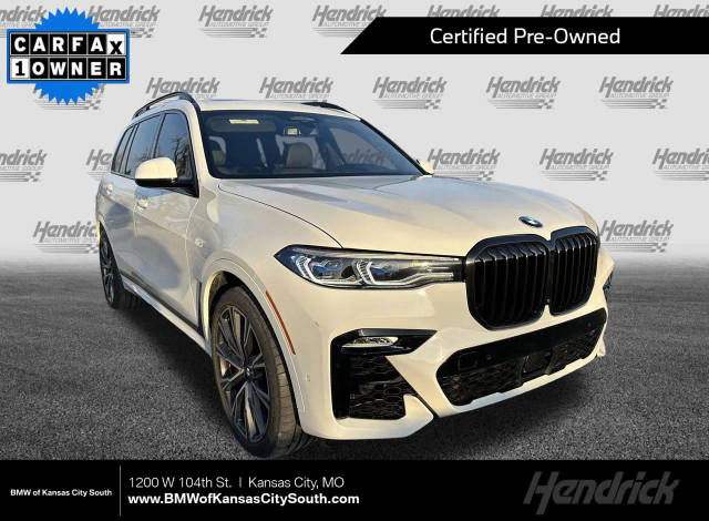 2022 BMW X7 M50i AWD photo