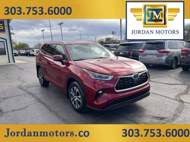 2021 Toyota Highlander Hybrid XLE AWD photo