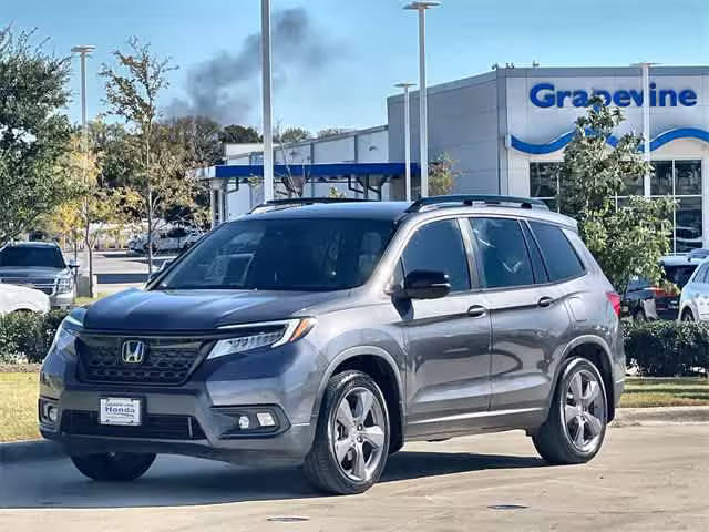 2021 Honda Passport Touring FWD photo