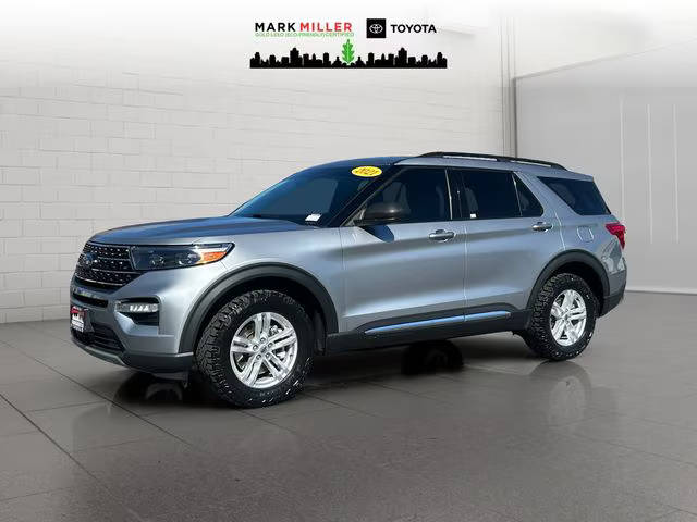 2021 Ford Explorer XLT 4WD photo