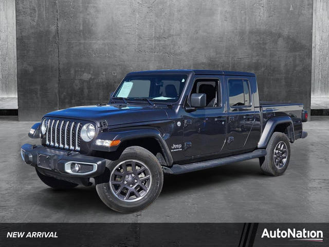 2021 Jeep Gladiator Overland 4WD photo