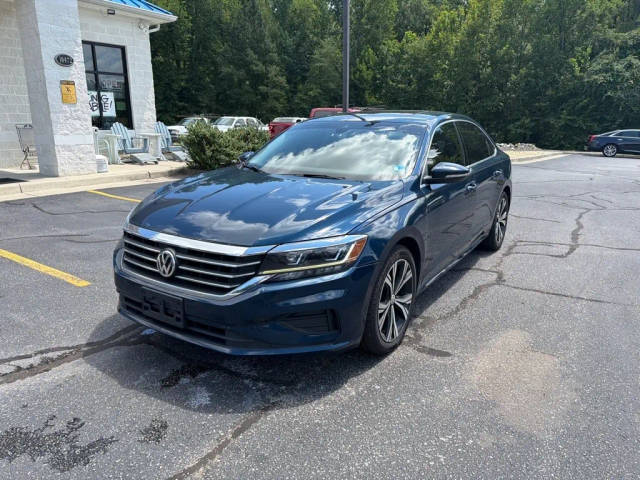 2021 Volkswagen Passat 2.0T SE FWD photo