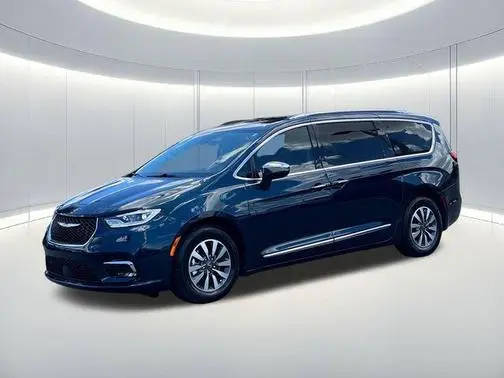 2021 Chrysler Pacifica Minivan Hybrid Limited FWD photo