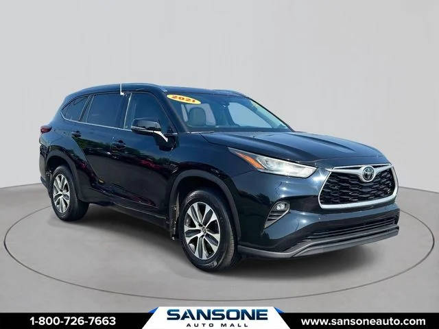 2021 Toyota Highlander XLE AWD photo