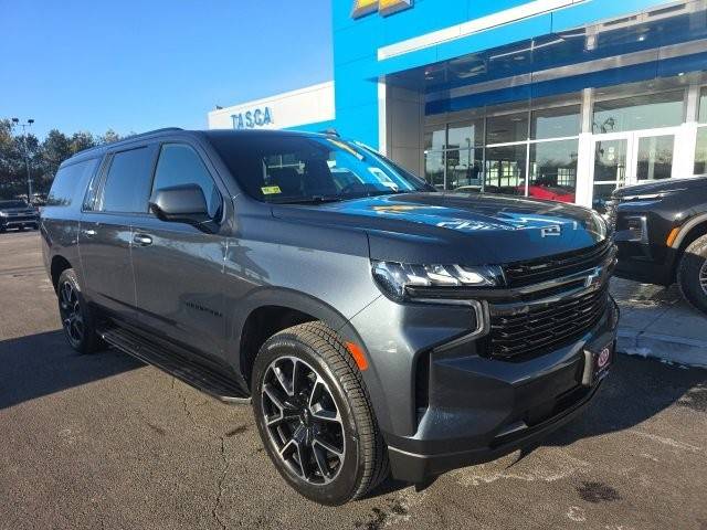 2021 Chevrolet Suburban RST 4WD photo