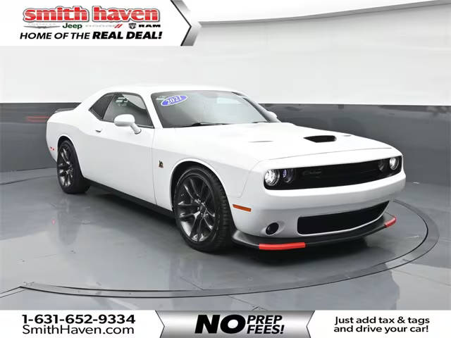 2021 Dodge Challenger R/T Scat Pack RWD photo
