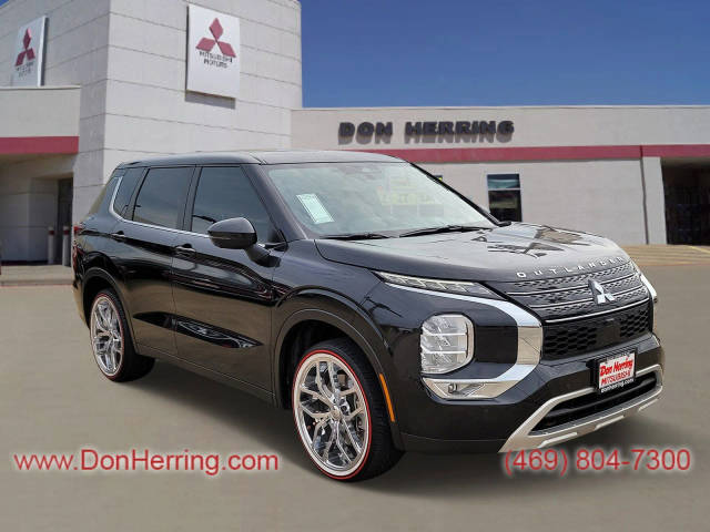 2022 Mitsubishi Outlander SE FWD photo