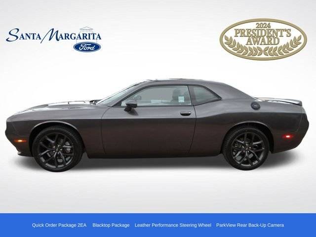 2021 Dodge Challenger SXT RWD photo