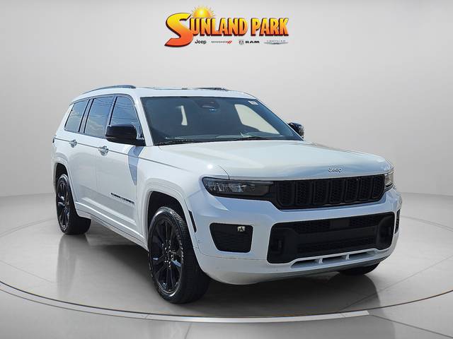 2021 Jeep Grand Cherokee L Overland 4WD photo