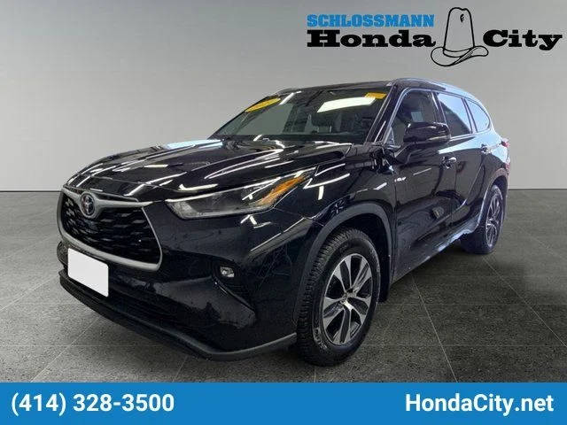 2021 Toyota Highlander XLE AWD photo