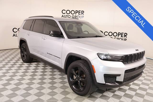 2021 Jeep Grand Cherokee L Altitude 4WD photo
