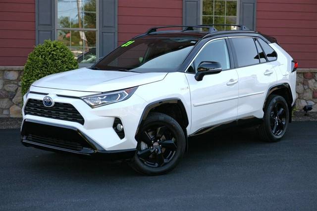 2021 Toyota RAV4 Hybrid XSE AWD photo