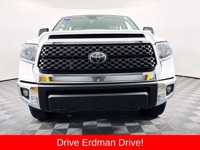 2021 Toyota Tundra SR5 4WD photo
