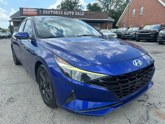 2022 Hyundai Elantra SEL FWD photo