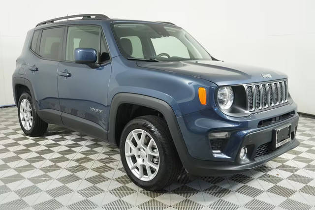 2021 Jeep Renegade Latitude 4WD photo