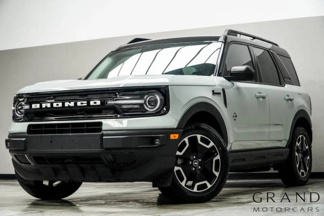 2021 Ford Bronco Sport Outer Banks 4WD photo