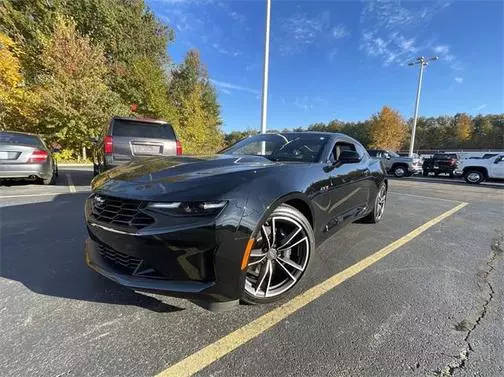 2021 Chevrolet Camaro LT1 RWD photo